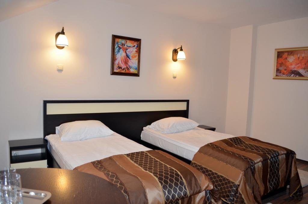 Hotel Vila Gardenia Gran Varadino Esterno foto